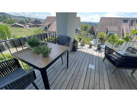4½ ROOM APARTMENT IN UITIKON WALDEGG (ZH), FURNISHED,… - Serviced apartments