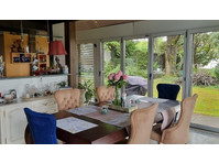 MAISON 5½ PIÈCES À OTTENBACH (ZH), MEUBLÉ - Appartements équipés