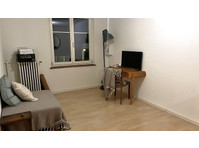 5 ROOM MAISONETTE APARTMENT IN MEILEN (ZH), FURNISHED,… - Ενοικιαζόμενα δωμάτια με παροχή υπηρεσιών