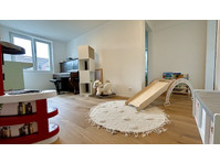 6½ ROOM HOUSE IN USTER (ZH), FURNISHED, TEMPORARY - Serviced apartments
