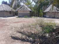 Second raw beach plot for Sale in Zanzibae,tanzania. - Casas
