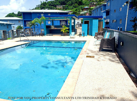 Townhouse for Sale in Trinidad - 房子