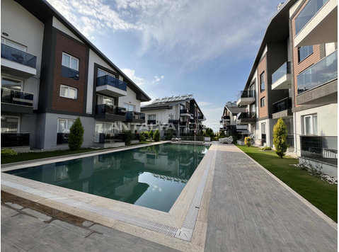 1 Bedroom Apartment Near the Sea in Fethiye - Housing