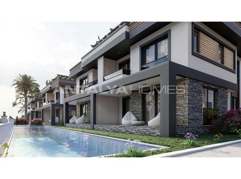 4-Bedroom Luxury Villas Close to the Airport in Mugla… - ریہائش/گھر