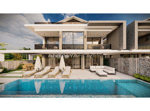 5+1 Villa with Pool, Jacuzzi, and Sauna in Fethiye Turkey - السكن