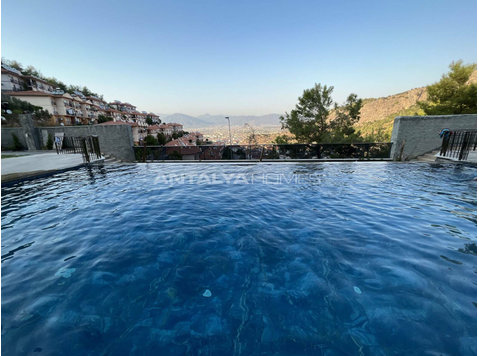 Chic Properties in a Residential Complex with Pool in… - Housing