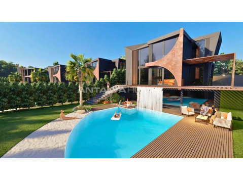 Detached Real Estate with Pool Close to Sea in Bodrum… - اسکان