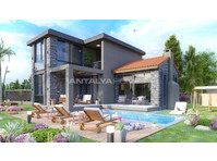 Detached Stone Houses with Sea Views in Bodrum Mugla - Жилище