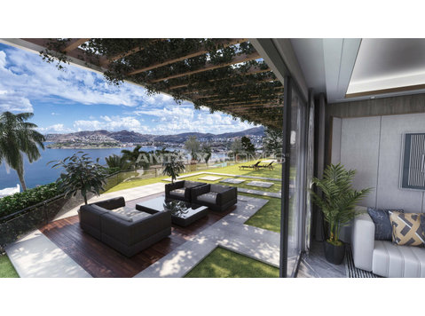 Furnished Apartments in a Beachfront Complex in Yalikavak… - Housing
