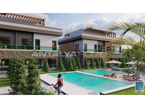 Investment Villas in a Secure Complex in Dalaman, Turkey - Housing