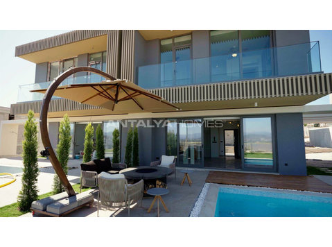 Luxurious Villas Close to the Airport in Adabuku Bodrum - السكن