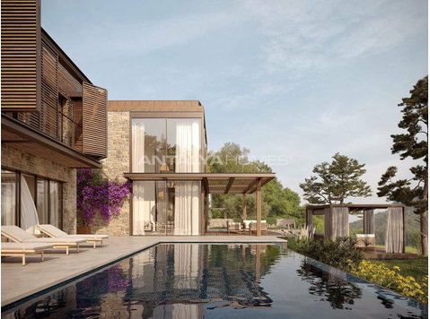Luxury Villas with Private Pools and Gardens in Bodrum… - Housing