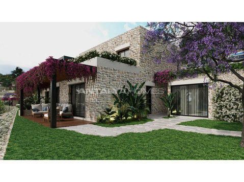 Sea-View Apartments in a Secure Complex in Bodrum Yalikavak - Residência