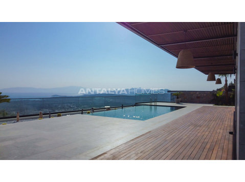 Spacious and Detached House in Complex in Bodrum Konacik - Housing