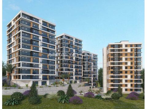 4- Bedroom Spacious Flats with Scene in Akcaabat Trabzon - Asuminen