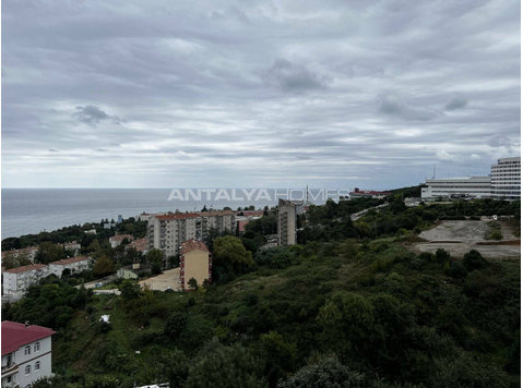 Apartments for Sale Close to the University in Trabzon - Residência