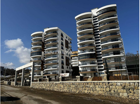 Centrally-Located Properties in a Secure Complex in Trabzon - Housing