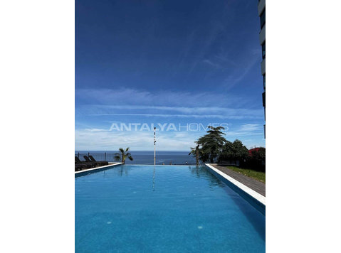 Investment Opportunity Flats with Sea Views in Trabzon - Ακίνητα