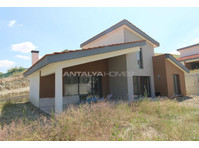 Affordable Villas in a Secure Complex in Ankara Bala - Locuinţe