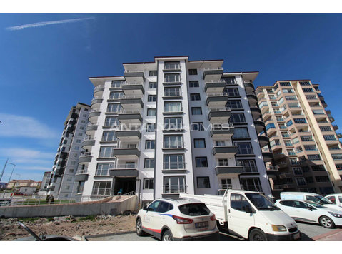 Chic Apartments in a Brand New Building in Ankara - Tempat tinggal