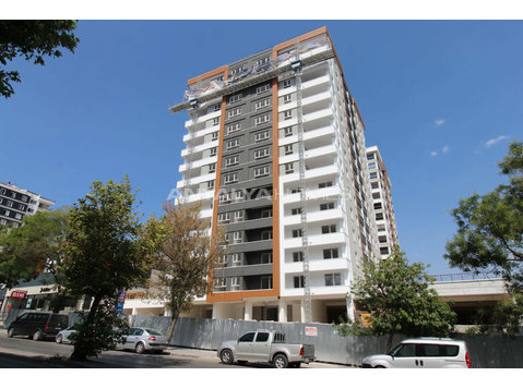 Luxury and Central Apartments on the Main Road in Ankara - Сместување