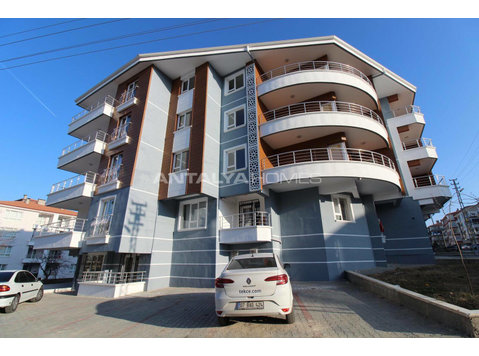 New Apartments with Spacious Interiors in Ankara Altindag - Housing