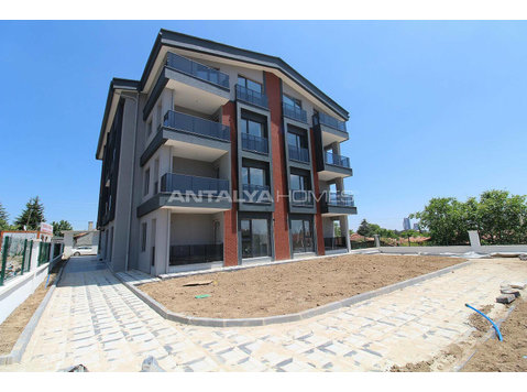 New-Build Investment Apartments in a Complex in Ankara Incek - Woonruimte