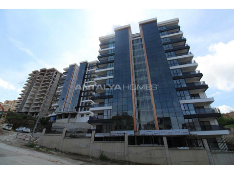 New City View Flats with High Ceilings in Ankara Cankaya - Смештај