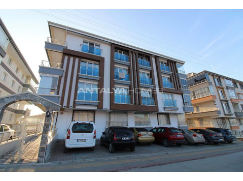 Ready to Move Real Estate for Sale in Ankara Altindag - Mājokļi