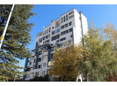 Triplex Apartment in a Prestigious Location in Ankara… - Housing