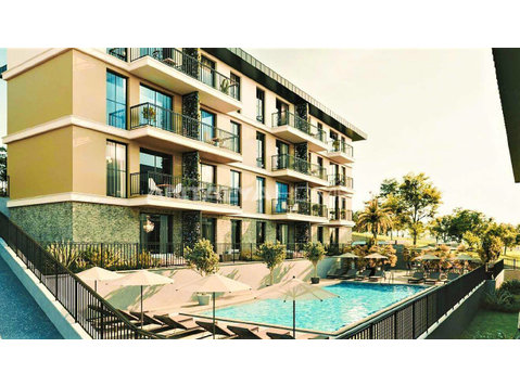 Luxury Nature View Flats in Complex with Pool in Yalova Koru - Immobilien