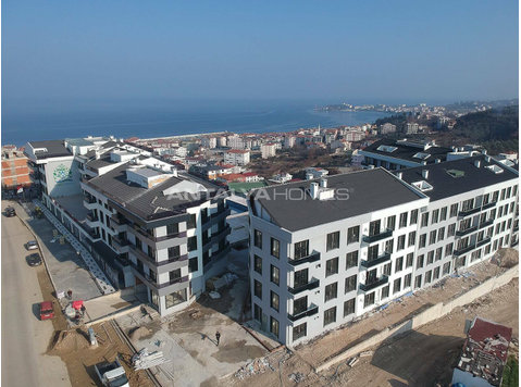 Well Located Brand New Apartments in Yalova - Logement