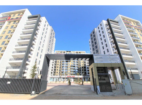 Affordable Modern Design Apartments in Bursa Nilufer - ハウジング