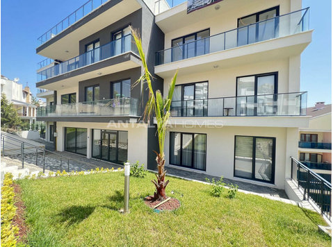 Sea View Apartments Surrounded by Nature in Bursa - Bolig