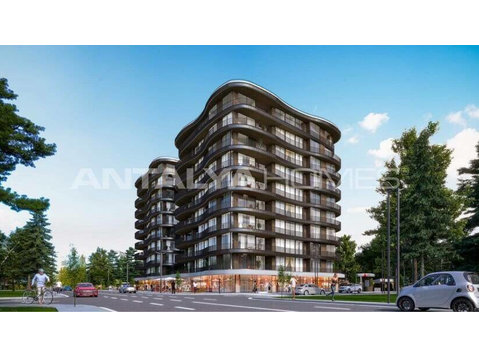 Spacious Apartments in Prestigious Complex in Bursa Nilufer - Ακίνητα