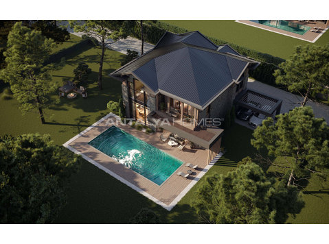 Villas with Private Pool Close to Kartepe Ski Center in… - Жилище