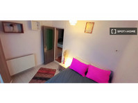 Room for rent in 3-bedroom apartment in Istanbul - Ενοικίαση