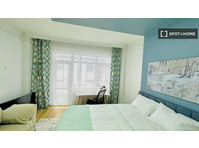 Room for rent in 6-bedroom apartment in Ottakring, Istanbul - Za iznajmljivanje