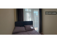 İstanbul'da 3 yatak odalı dairede kiralık oda - Kiralık