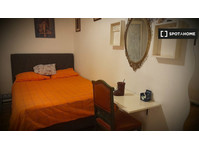 Rooms for rent in 2-bedroom apartment in Istanbul - Za iznajmljivanje