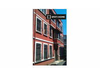 Appartamento con 1 camera da letto in affitto a Beyoğlu,… - Appartamenti