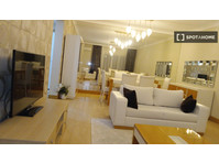 2-pokojowe mieszkanie do wynajęcia w Stambule - Mieszkanie