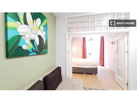 Apartamento de 2 dormitorios en alquiler en Estambul - Pisos