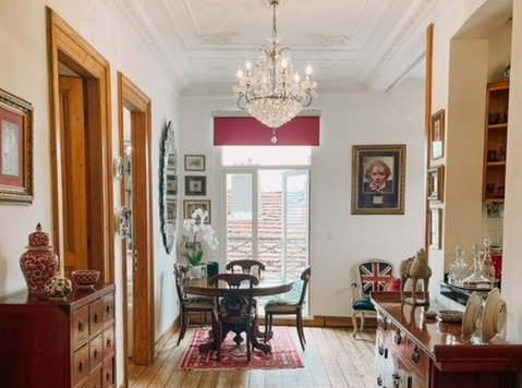 Historic Apartment for sale - Beyoglu, Central Istanbul - Apartments