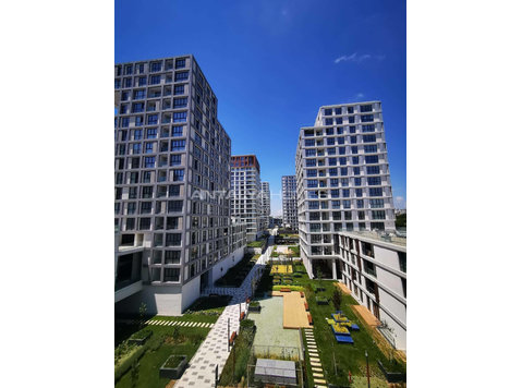 Apartments in Bahcesehir Istanbul with Modern Design - Residência