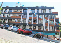 Apartments in a New Building with Security in Istanbul - บ้านและที่พัก