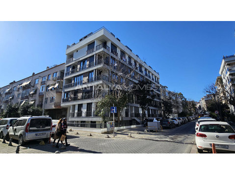 Chic Flat Close to Sea and Public Transport in Kadikoy… - السكن