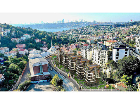 Flats with Unique Sea Views in Stylish Project in Istanbul… - ハウジング