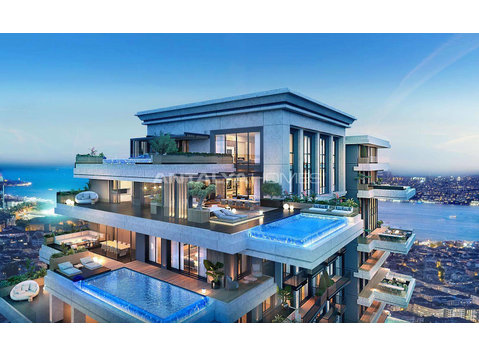 Luxury Real Estate in Istanbul Turkey with Infinity Pool - דיור