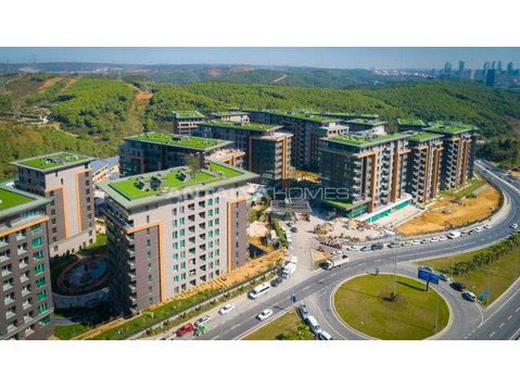 Spacious Apartments with Forest View in Kagithane Istanbul - 숙소